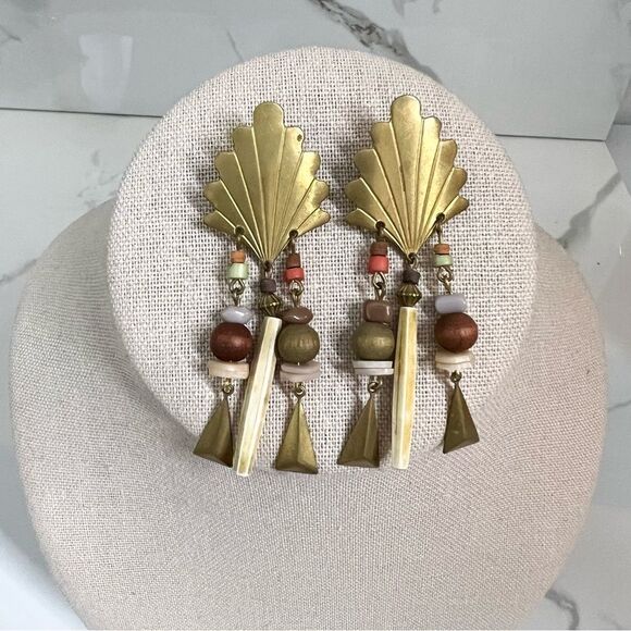 Jewelry - Vintage Gold Tone Dangle Post Hole Earrings